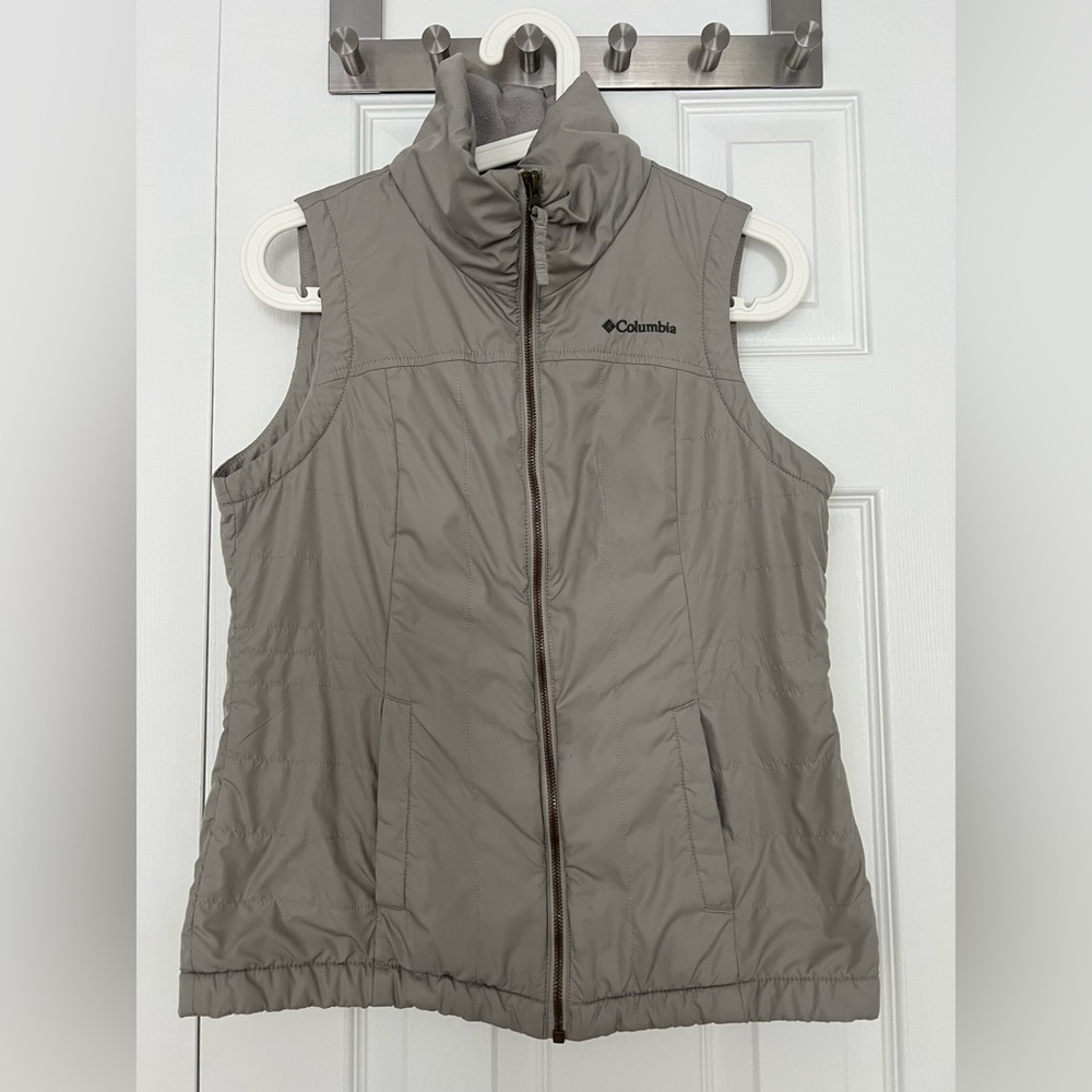Columbia Gray Puffer Vest